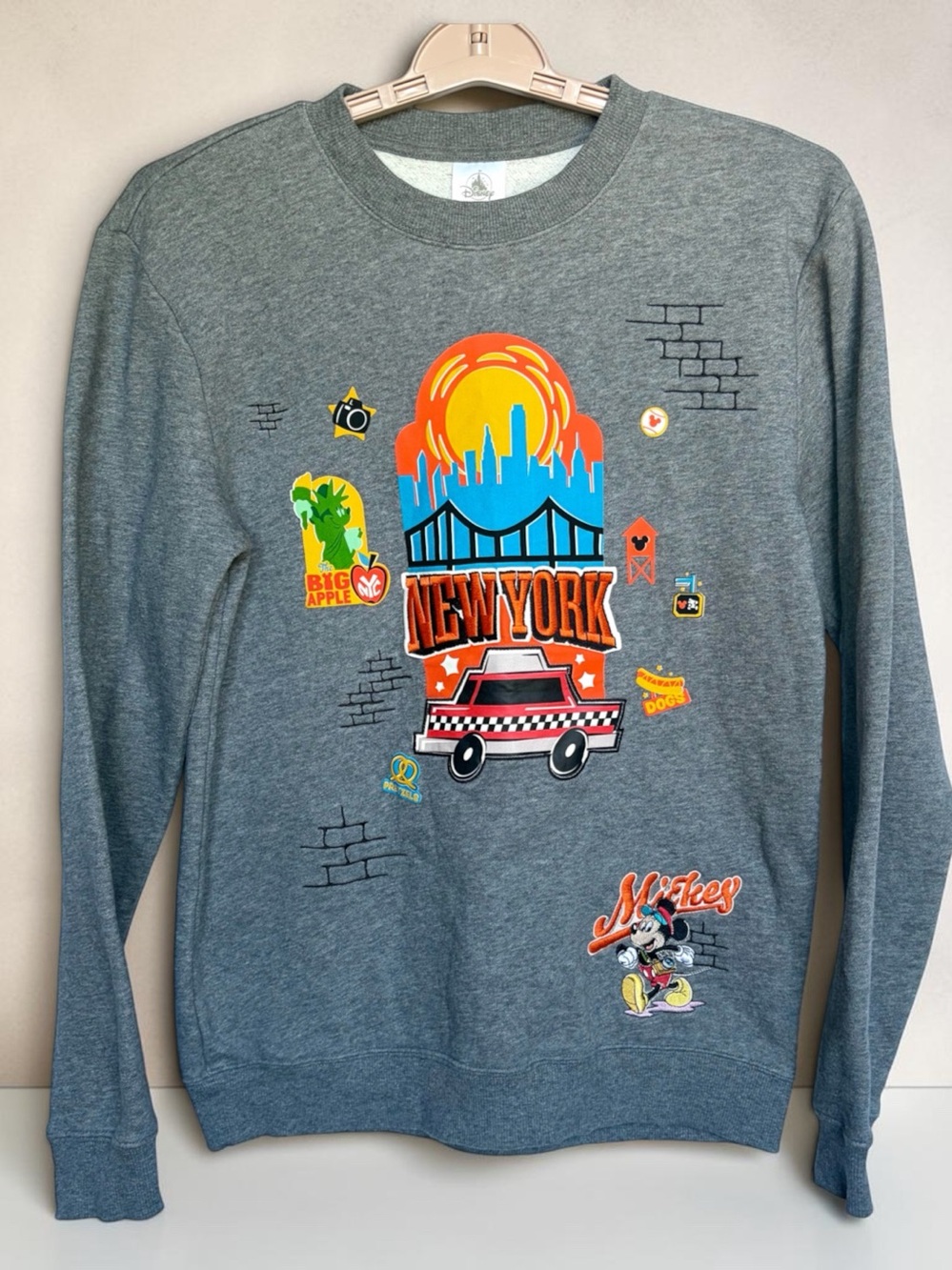 Disney Store Times Square New York City Exclusive Mickey Mouse Sweatshirt XS EUC
